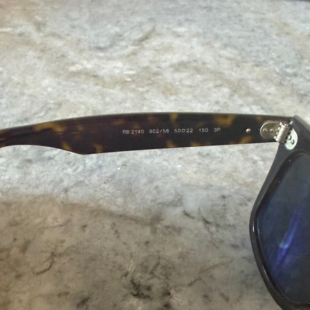 Ray-Ban Tortoiseshell Frame Sunglasses with Dark Green Lenses - Polarized - Picture 6 of 8